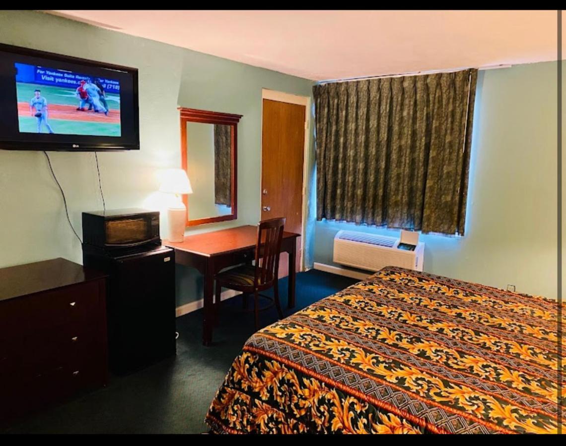Economy Of Hotel Greenville